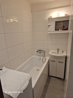 jeden a pol izbový byt v Košiciach - Jazero, Uralská ulica - 17