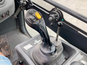 Komatsu WA80M-8E0 - Kolesový nakladač - 17