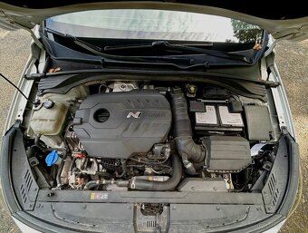 Hyundai i30N - 17