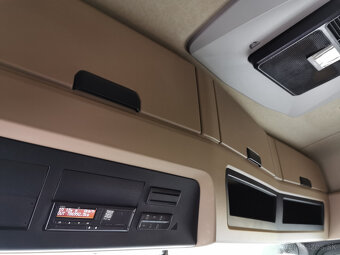 Prodám tahač MERCEDES-BENZ ACTROS 1845 EURO 6 low deck - 17