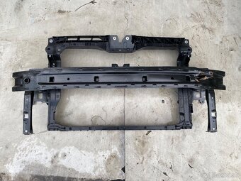 ŠKODA NÁHRADNÉ DIELY KAROSÁRSKE - 17