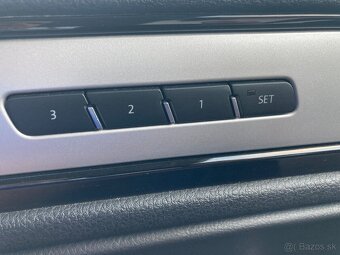 Volkswagen Touareg  3.0 V6 TDI BMT 4XMOTION VZDUCH - 17