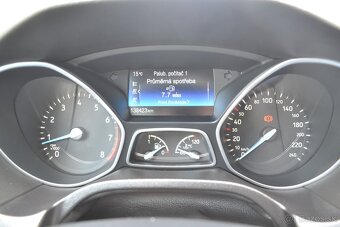 Ford Focus Kombi 1,0 EcoBoost - 17