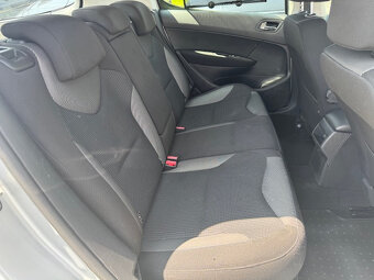 Peugeot 308 1.6 HDi FAP Family - 17