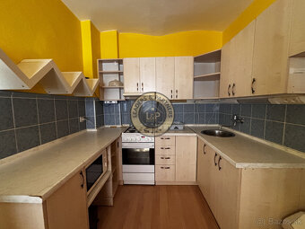 Rodinný dom s 2 bytovými jednotkami NA PREDAJ, VAJNORY - 17