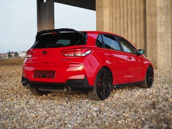 HYUNDAI i30 N 275 ZIMNÍ CENA - 17