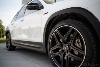 MERCEDES-BENZ GLB 35 AMG 4MATIC - 17