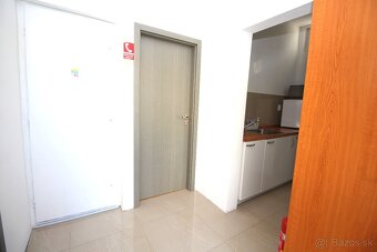 PRENÁJOM podnikateľský priestor 99 m² v Bánovce n/B. - 17