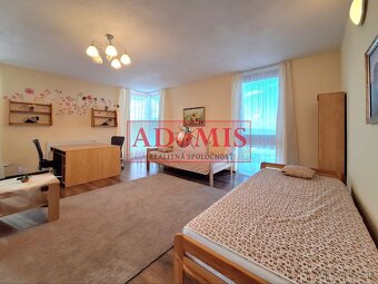 Predáme 6-izbový rodinný dom Kavečany 800m2, dvojgaráž, bazé - 17