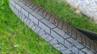 KHE BIKES SILENCER 2022 TOP STAV - 17