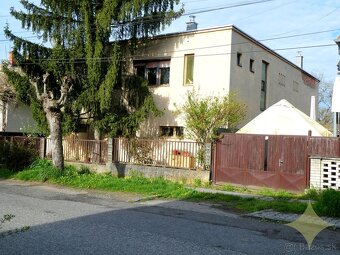 Na predaj rodinný dom v Lučenci v blízkosti parku a gymnázia - 17