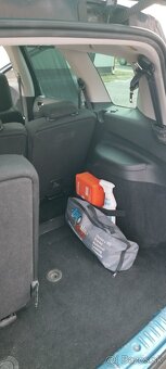 Peugeot 308 kombi SW "Panorama", 1.6 HDI, 7-miestny, 85 kW - 17