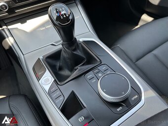 BMW Rad 3 Touring 318d, 91 585km, LED svetlomety - 17