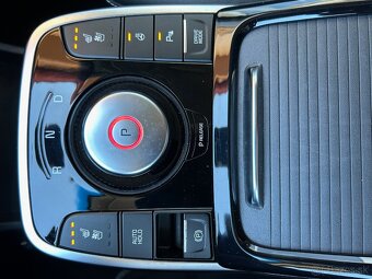 KIA e- Niro Premium Business 204ch 64KWh - 17