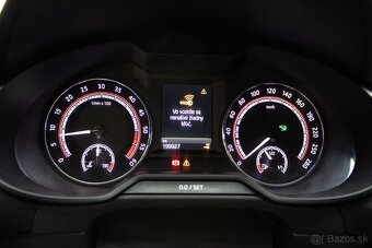 Škoda Octavia Combi 2.0 TDI DPF RS DSG - 17