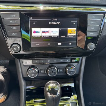 Škoda Superb 2.0 TDi DSG - 17
