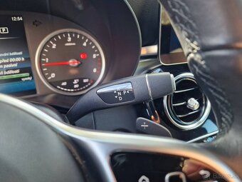 Mercedes-Benz GLC SUV 220 d 4MATIC A/T - 17