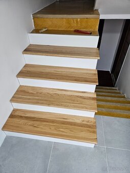 Drevene stupnice - DUB priebezka 1000x300x40mm - 40€ - 17