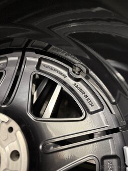 Zimná sada Mercedes Benz EQC AMG / GLC AMG 5x112 R19 - 17