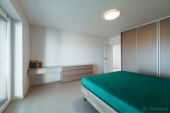 ZNÍŽENÁ CENA: Na predaj moderný rodinný dom v Skalke nad Váh - 17