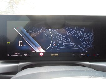 BMW Rad 3 Touring 330d mHEV xDrive 210kW automat,F1,panorama - 17