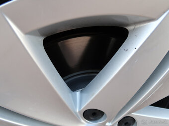 Volkswagen Golf 8 2.0 TDI DSG 2022 110KW Virtual ACC - 17