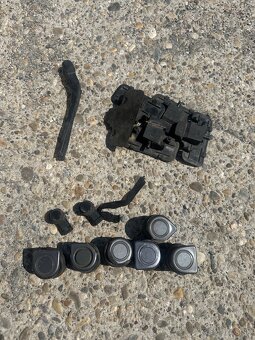 Predám na Mercedes W140 diely - 17