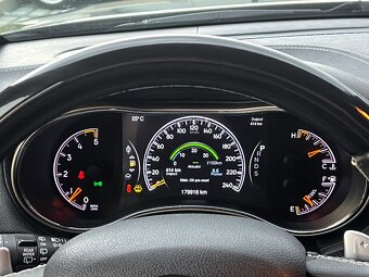Jeep Grand Cherokee 3.0L V6 TD Overland A/T,179000km - 17