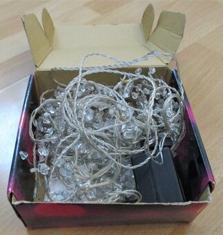 led- diódovú  svetelnú reťaz - 17