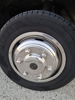 Predam Mercedes-Benz odťahove vozidlo - 17