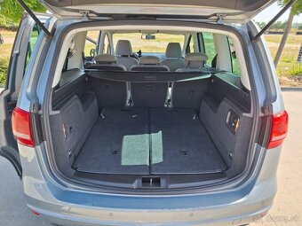 Volkswagen Sharan 2.0 TDi - 17