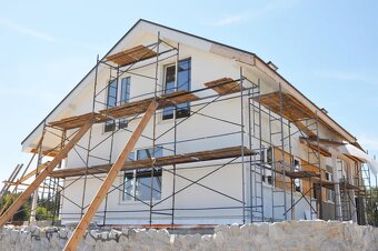 Zatepľovanie rodinných domov,dekoratívne omietky  a pod - 17