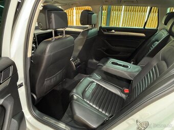 Volkswagen Passat Variant 2.0 TDI HIGHLINE R-LINE VIRTUAL - 17