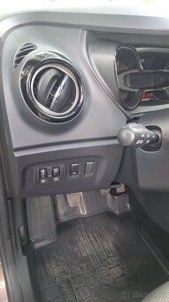 RENAULT CAPTUR 0 9 BENZ - 17