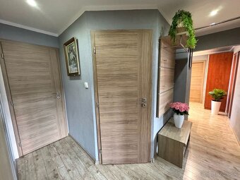 VEĽKOMETRÁŽNY 3 IZBOVÝ BYT NA PREDAJ, PRIEVIDZA - 17
