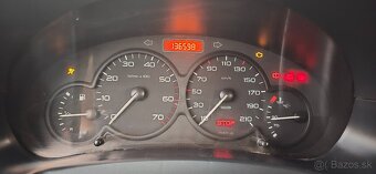 Berlingo 1.9 D 51kw CHLADNIČKA - 17