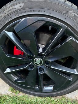 Škoda Octavia RS 2.0 TDI 147 kW 4x4, r. 2021 - 17