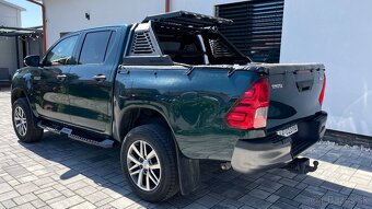 TOYOTA HILUX DC 2.4 I D-4D Live - NA PREDAJ / NA SPLATKY - 17