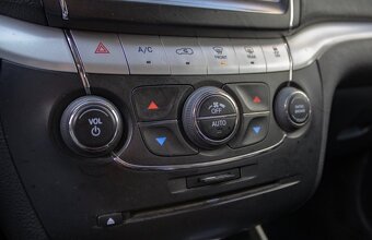 Fiat Freemont 2.0 JTD 125 kW 7 miest - 17