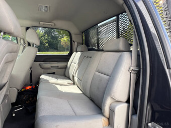 Chevrolet Silverado 5.3 V8, 4x4, LPG, 97 500 km, tažné 3.5t - 17