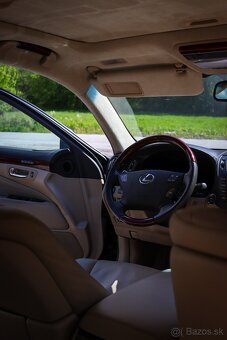 Lexus LS600h 4x4 - 17