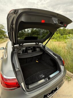 Predam Mercedes GLC Kupé 300 4MATIC A/T - 17