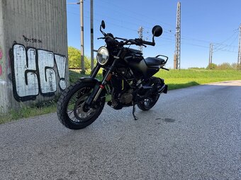 Husqvarna Svartpilen 125 2023, krasny stav - 17