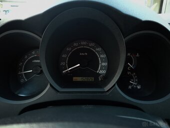 TOYOTA HILUX 2.5 D-4D 4x4 - 2011- 152tis km NAVIJAK-ŤAŽNE- - 17