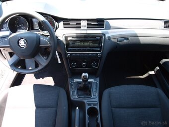 Škoda Superb Combi 1.4 TSI Ambition - 17