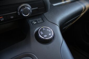 Peugeot Rifter 1.2 PureTech 81 kW - 17