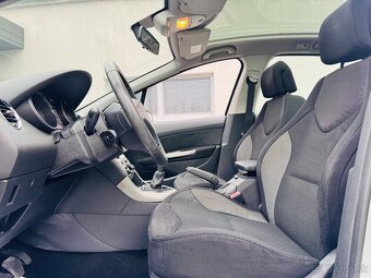 Peugeot 308 1.6Hdi Panorama - 17