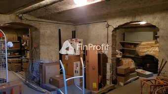 Predám polyfunkčný objekt Nitra vhodný na všetky činnosti. - 17