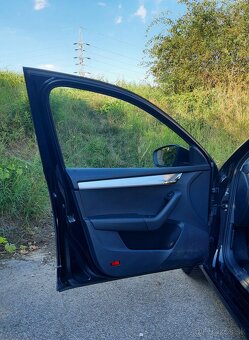 Predám  Škoda Octavia Combi 1.6 TDI 115k Ambition - 17