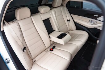Mercedes-Benz GLE 400d 4Matic AMG Line / SK vozidlo / Záruka - 17